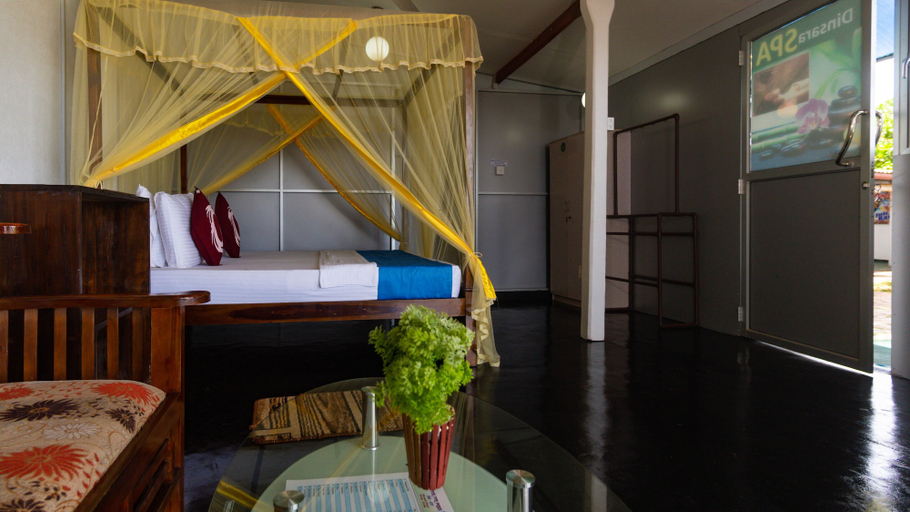 Bedroom 4, Dinsara Pearl Villa, Weligama