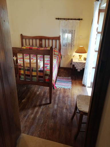 Bedroom 2, Olympia Traditional Houses