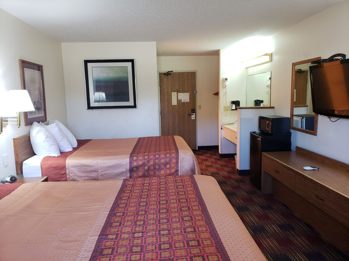 Bedroom 3, Americas Best Value Inn & Suites Harrisonville, Kansas City