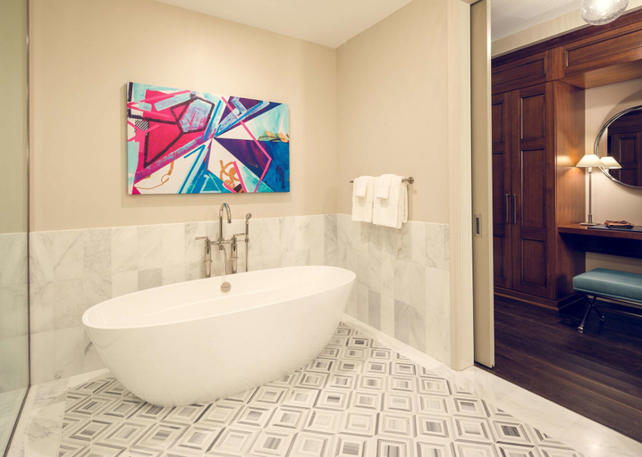 Bathroom 4, Sophy Hyde Park, Cook