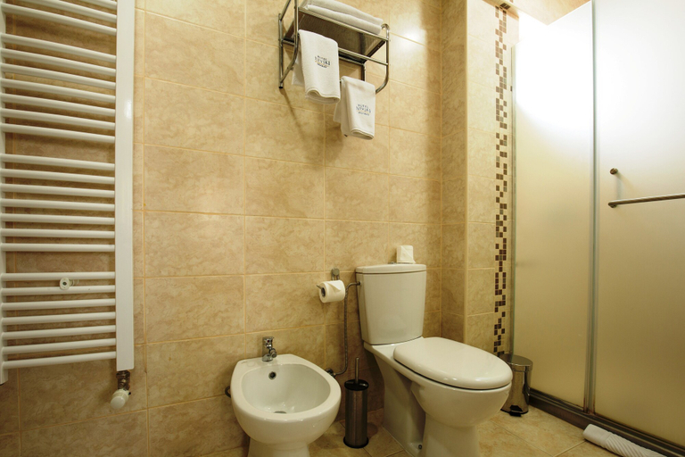 Bathroom 4, Nevski Hotel, Belgrade