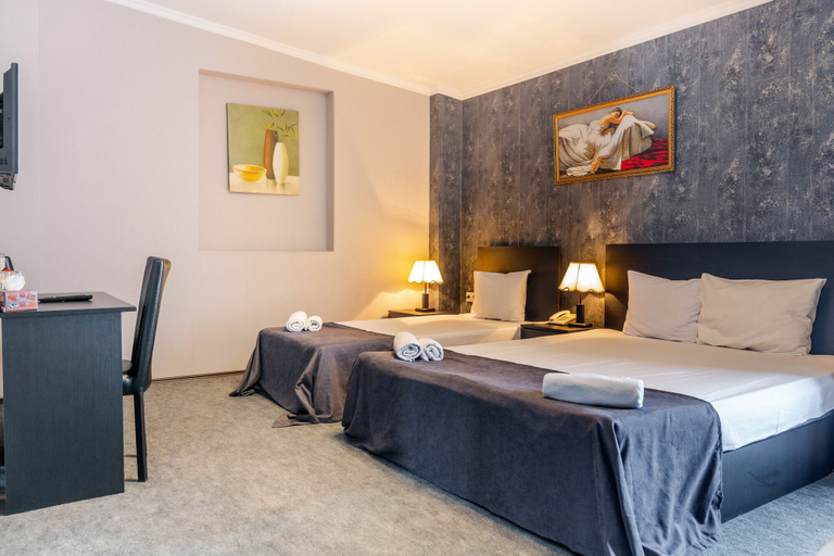 Bedroom 5, Hotel Marlyn, Tbilisi