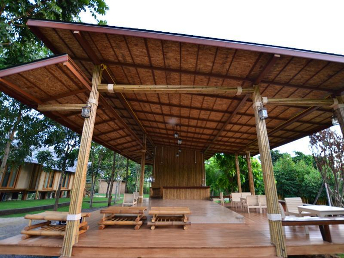 Public Area, Isaree Secret Garden, Pak Chong