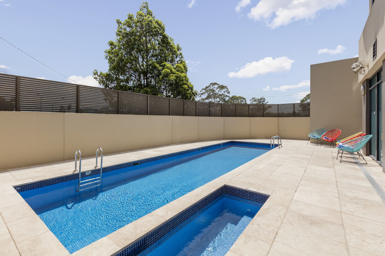 Sport & Beauty 3, Nesuto Parramatta, Parramatta - Inner