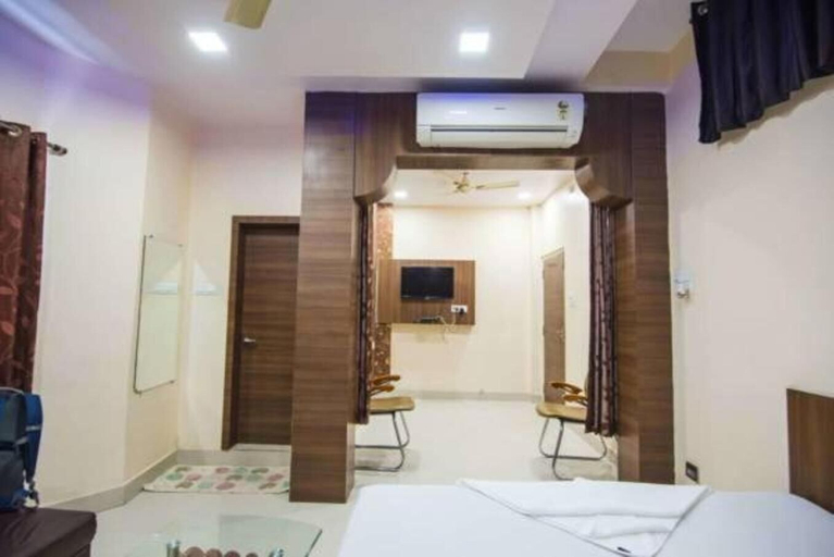 Others 5, Hotel Swarat, Satna