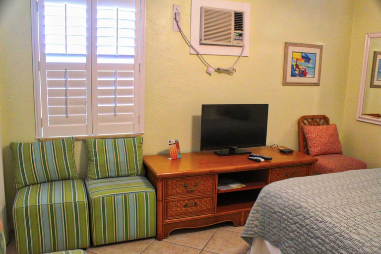 Bedroom 3, Coconut Grove Beach Resort Suites 1 2, Pinellas