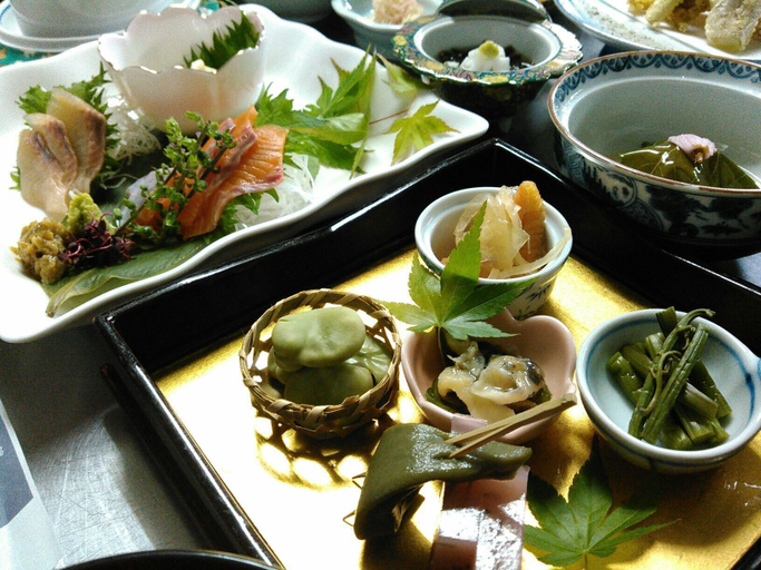 Food & Drinks, Matsuno Onsen Suikoen, Okutama