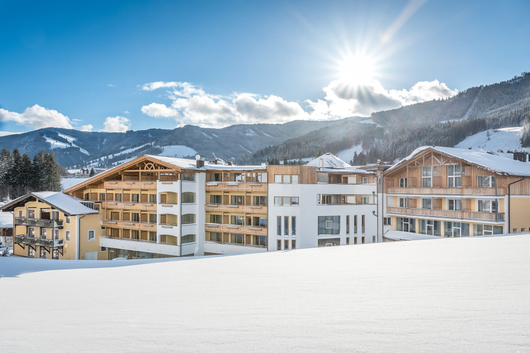 Exterior & Views 2, Hotel Leonhard, Zell am See