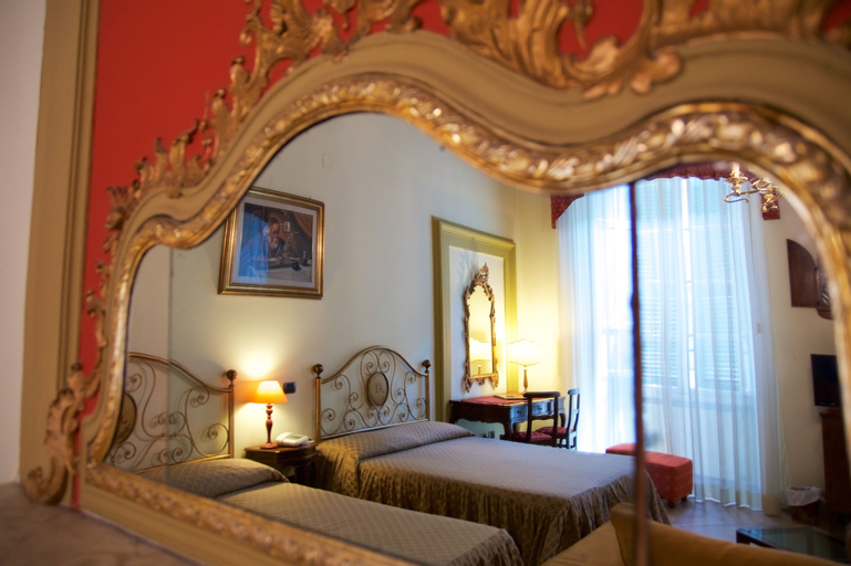 Hotel La Luna, Lucca