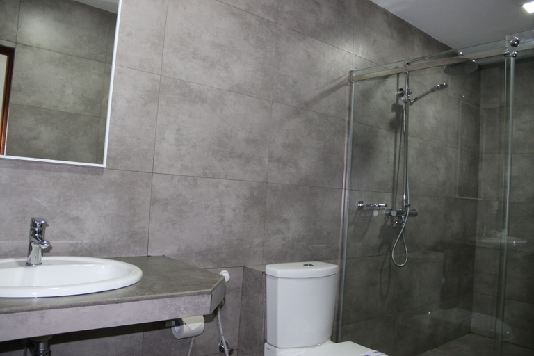 Bathroom 4, Serenity Tissa, Thissamaharama