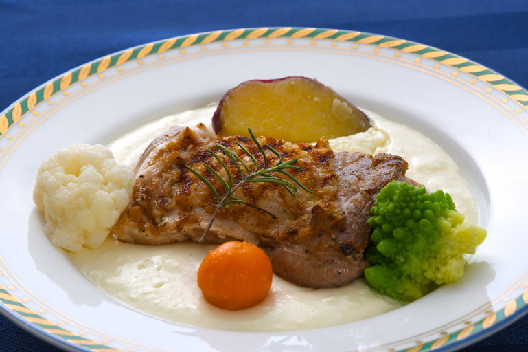 Food & Drinks 10