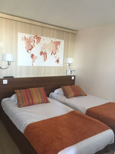 Bedroom 3, Kyriad Montpellier NORD - Parc Euromédecine, Hérault