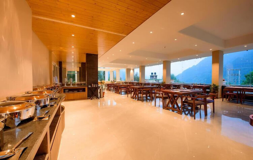 Food & Drinks 5, Naturevilas Sarovar Premiere Manali, Kullu