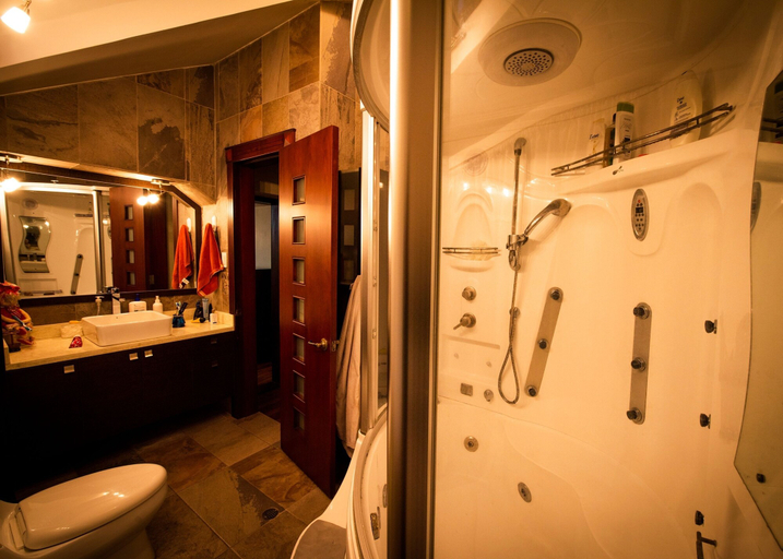 Bathroom 3, Hostal Dulce Hogar, Latacunga