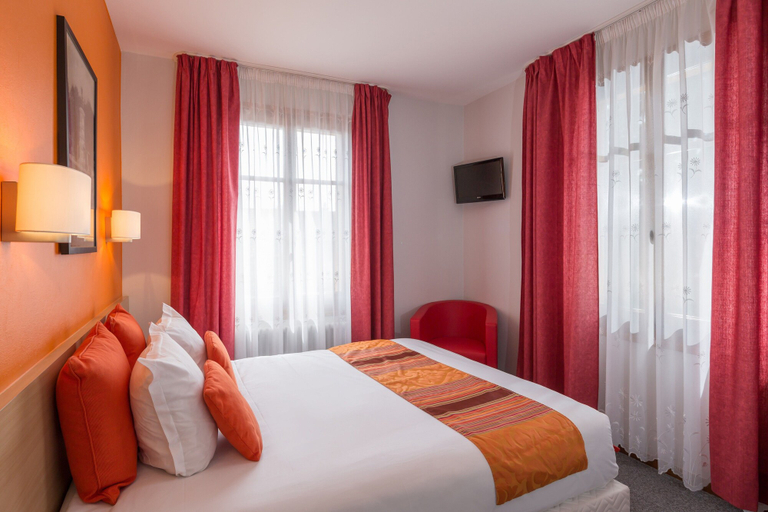 Bedroom 2, Logis Hôtel La Terrasse Fleurie, Ain