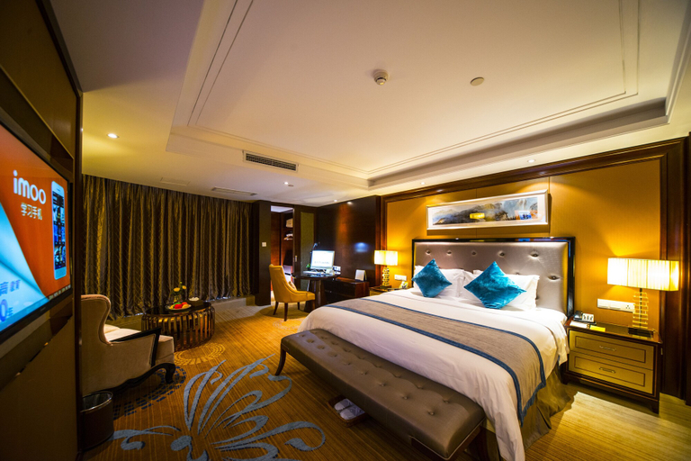 Bedroom 2, Chengdu Rising Butterfly Hotel, Chengdu