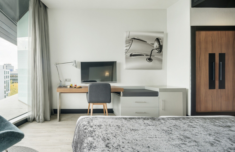 Bedroom 3, Hotel ILUNION Atrium, Madrid