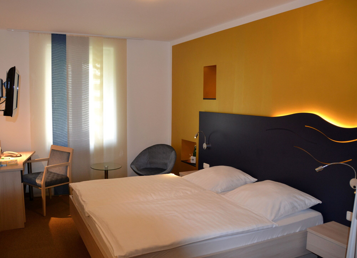 Bedroom 3, Hotel Zur Mühle, Ahrweiler