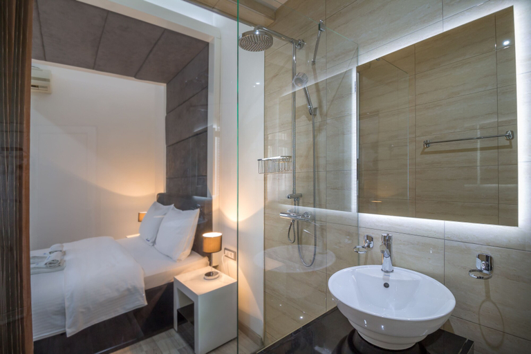 Bathroom 4, Central Park Residence, Belgrade