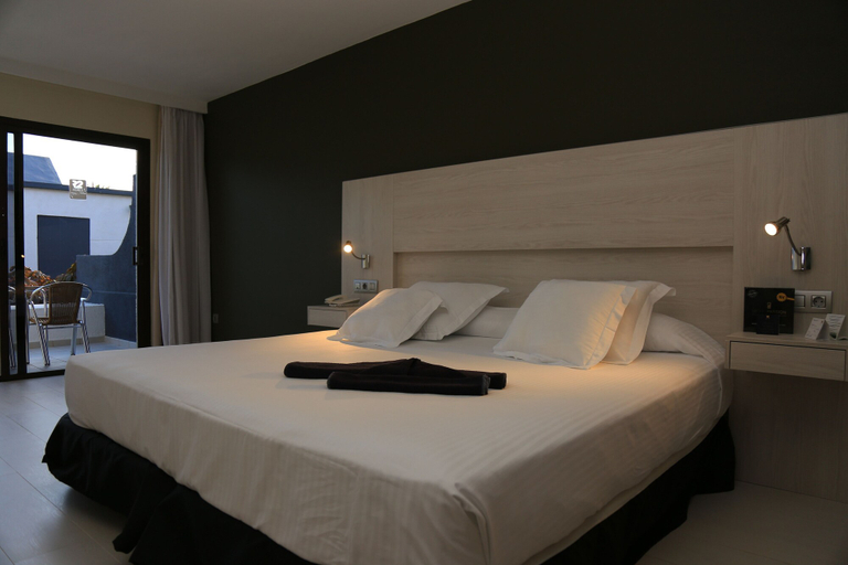 Bedroom 3, R2 Romantic Fantasia Dreams & Suites Hotel – Adults Only - All inclusive, Las Palmas