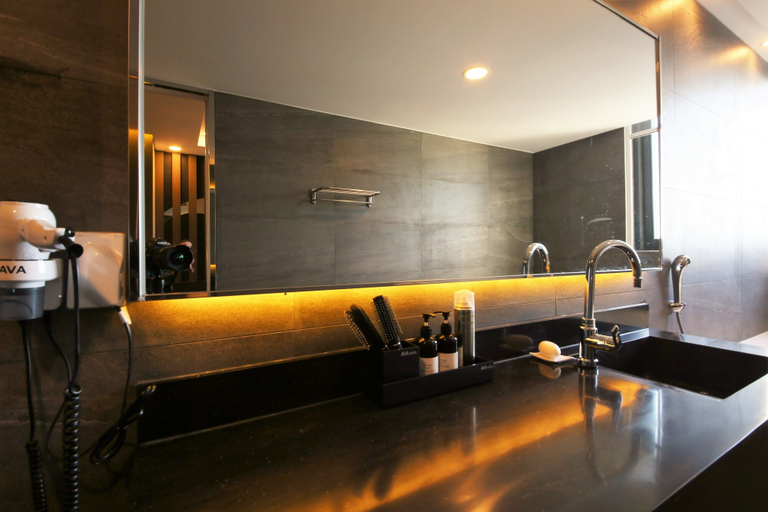 Bathroom 3, Premium AVA Hotel Sasang, Sasang