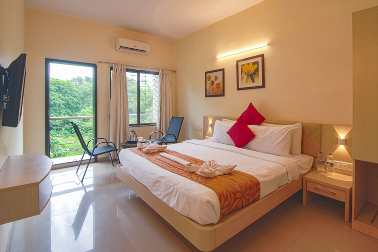 Bedroom 3, Solitaire Signature Resort, Lonavala, Pune