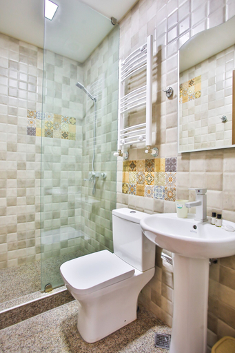 Bathroom 5, Hotel Terrace Kutaisi, Kutaisi