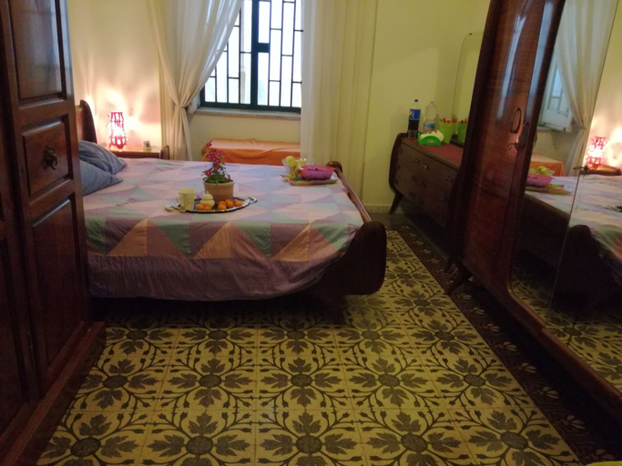 Bedroom 4, Casa Roger, Napoli