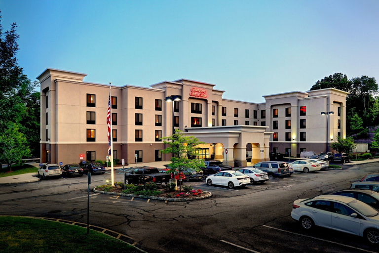 Exterior & Views 2, Hampton Inn & Suites Parsippany/North, Morris