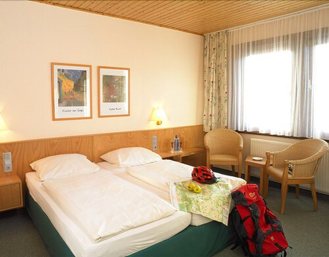 Bedroom 3, Landhotel Weserblick, Höxter