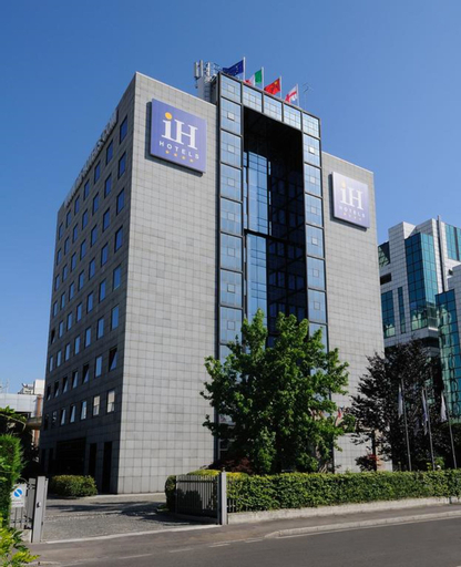 Exterior & Views 2, iH Hotels Milano Lorenteggio, Milano