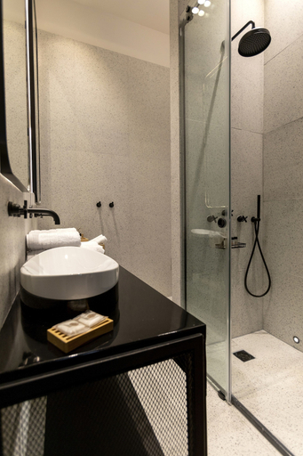 Bathroom 5, Noma Hotel, Attica