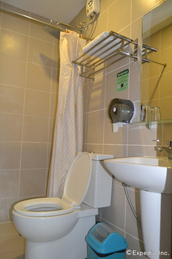 Bathroom 4, Columbus Plaza Hotel, General Santos City