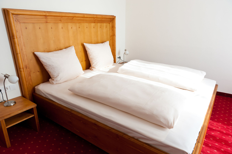 Bedroom 3, Hotel Langwieder See, München