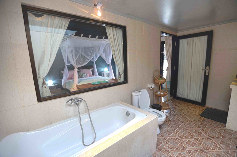 Bathroom 4, Axelle Villa, Badung