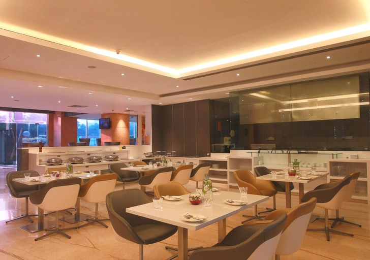 Food & Drinks 5, E Hotel, Chennai