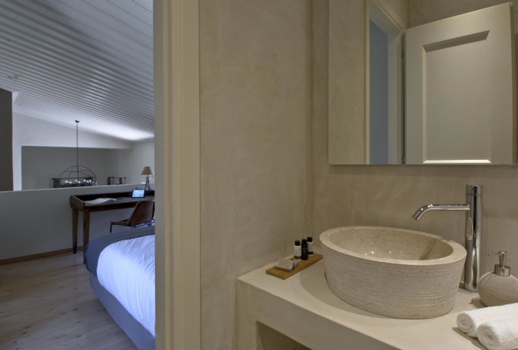 Bathroom 5, Scalarea Estate Residences, Crete