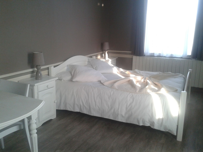 Bedroom 23