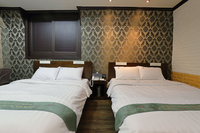 Bedroom 3, Suncheon Noblesse Hotel, Suncheon