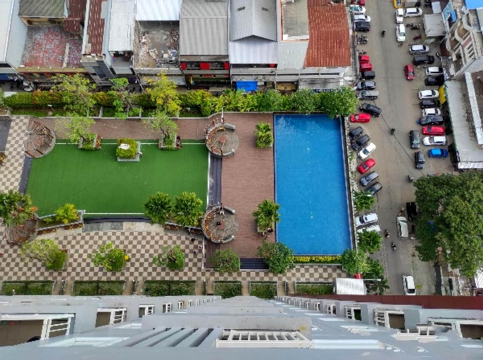 Exterior & Views 2, Elegant and Comfy 1BR at Vida View Makasar Apartment, Makassar