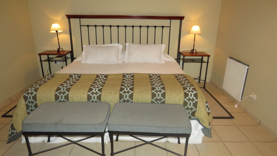 Bedroom, Chañarmuyo Hotel de Vino, Famatina