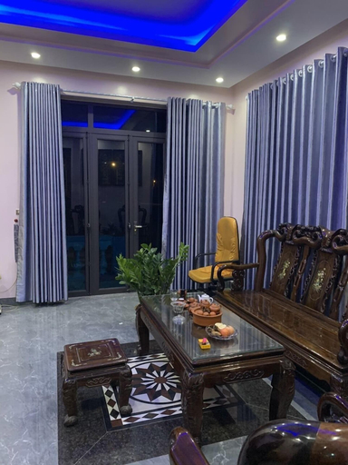 Others 4, Nha Nghi Tung Long, Quảng Xương