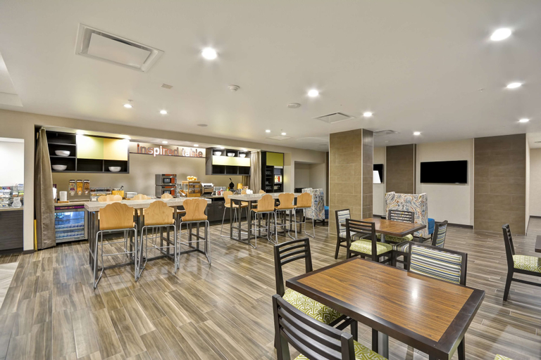 Food & Drinks 4, Home2 Suites by Hilton Dallas Downtown at Baylor Scott & White, Dallas