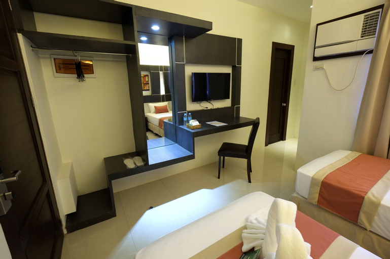 Bedroom 28
