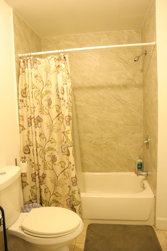 Bathroom 3, Wood Extended Suites, Philadelphia