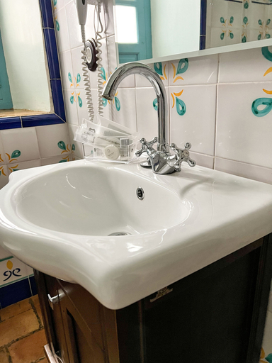 Bathroom 4, Hotel Servilia, Sevilla