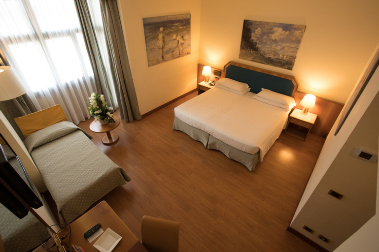 Bedroom 3, IH Hotels Milano Eur Trezzano sul Naviglio, Milano