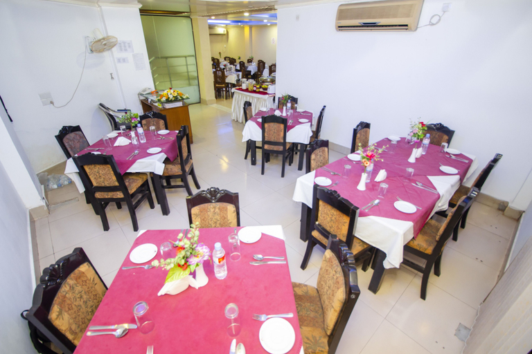 Food & Drinks 5, Hotel Lake Breeze, Dhaka