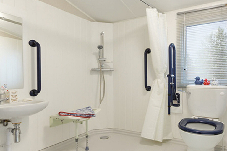 Bathroom 3, Newperran Holiday Resort, Cornwall