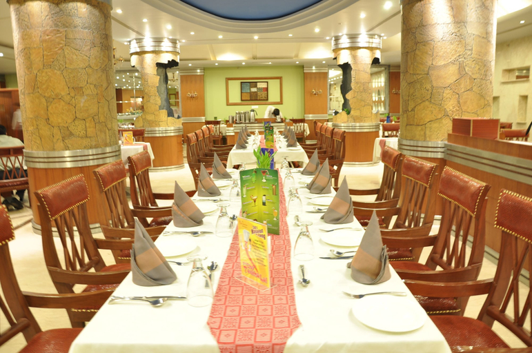 Food & Drinks 5, Hotel Babylon Inn, Raipur